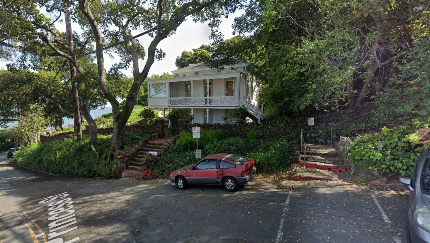 The existing 1884 Glen Bank house at 83 Princess Street today.